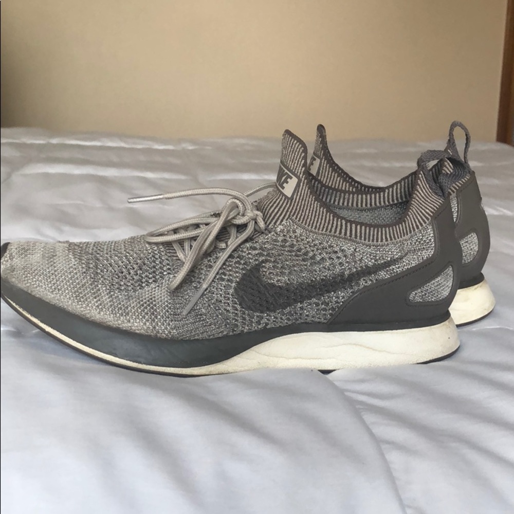 NIKE Mariah Free Runs